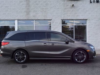 Used 2022 Honda Odyssey Elite