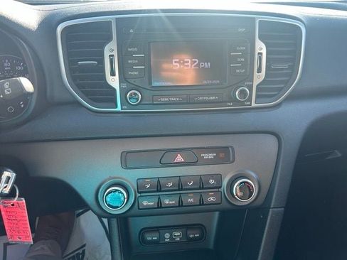 Used 2019 Kia Sportage LX FWD image 24