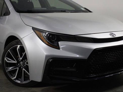 Used 2020 Toyota Corolla SE FWD image 43