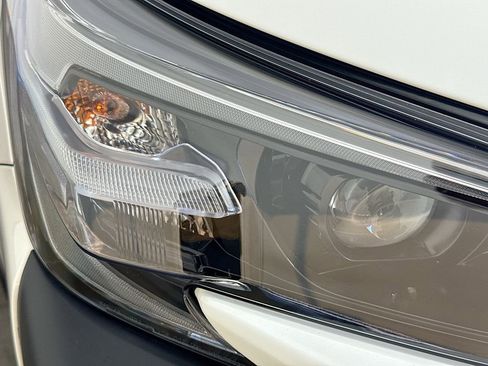 Certified 2025 Subaru Outback Premium w/ Popular Package #1 image 38