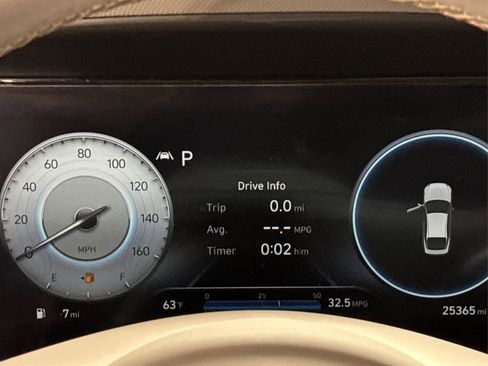 Used 2023 Hyundai Elantra SEL w/ Convenience Package image 22