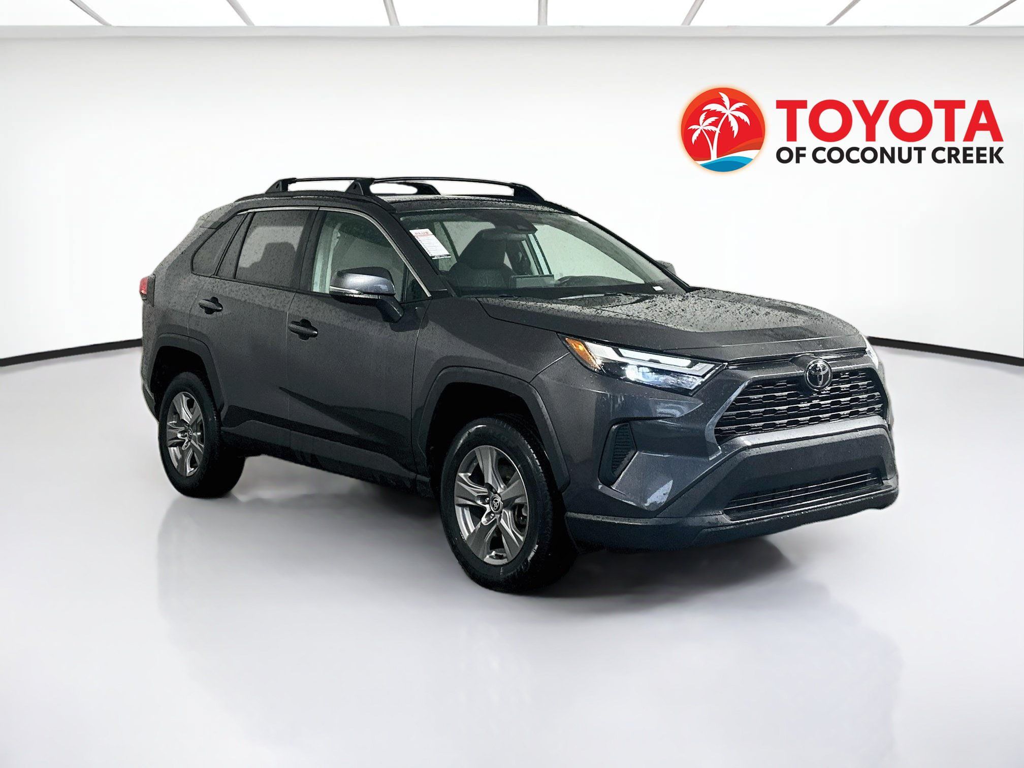 Used 2023 Toyota RAV4 XLE w/ Convenience Package FWD image 1