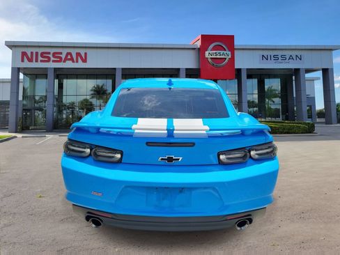 Used 2023 Chevrolet Camaro SS RWD image 3
