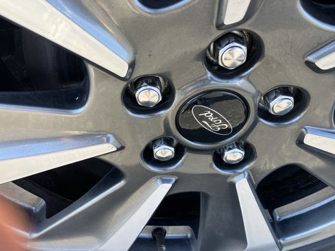 Used 2025 Ford Escape Platinum AWD/4WD image 10