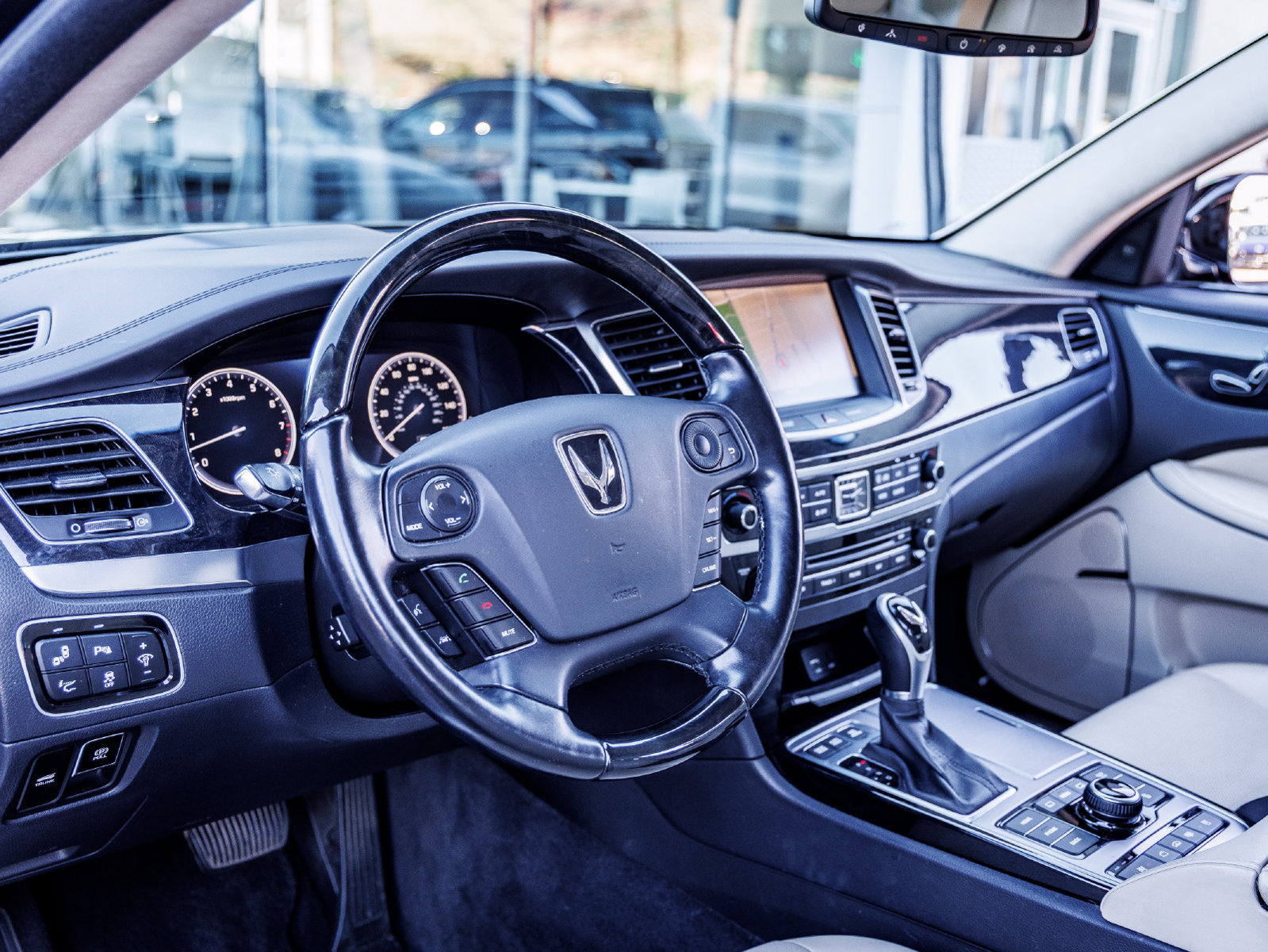 Used 2016 Hyundai Equus Ultimate RWD image 16