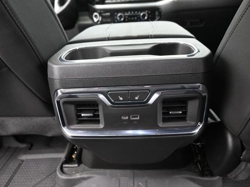 Used 2024 Chevrolet Silverado 1500 High Country w/ High Country Premium Package image 14