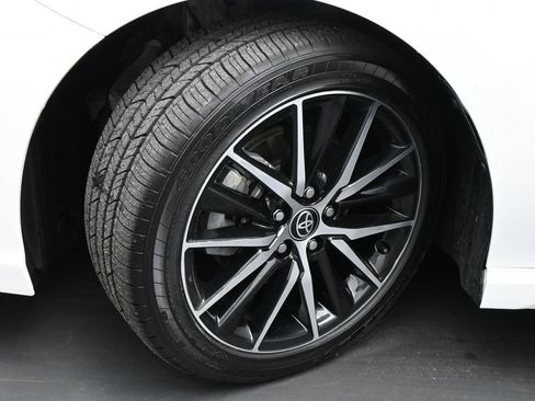 Used 2023 Toyota Camry SE w/ Convenience Package FWD image 20