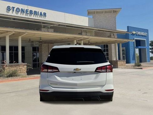 Used 2024 Chevrolet Equinox LS w/ LS Convenience Package image 6