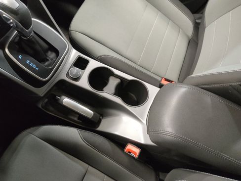 Used 2016 Ford C-MAX SE image 26