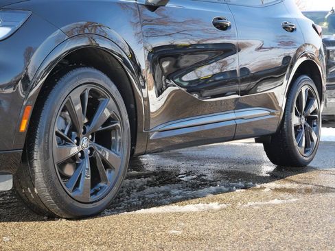 Used 2023 Buick Envision Essence w/ Sport Touring Package image 5