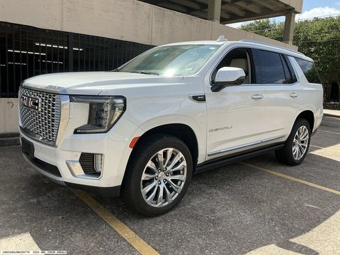Used 2024 GMC Yukon Denali RWD image 4