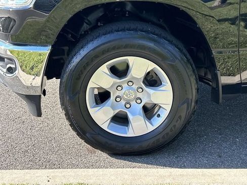 Used 2022 RAM 1500 Big Horn AWD/4WD image 10