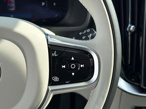 New 2026 Volvo XC90 B6 Ultra w/ Protection Package image 26