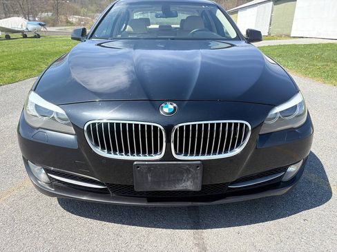 Used 2011 BMW 535i Sedan RWD image 2