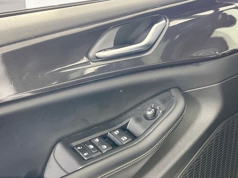 Used 2023 Jeep Grand Cherokee Altitude image 17