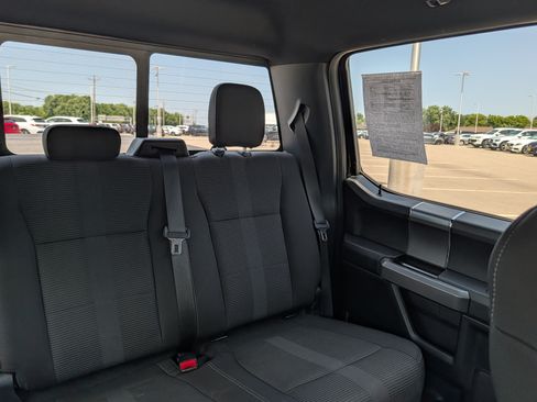 Used 2015 Ford F150 XLT w/ Equipment Group 302A Luxury AWD/4WD image 14