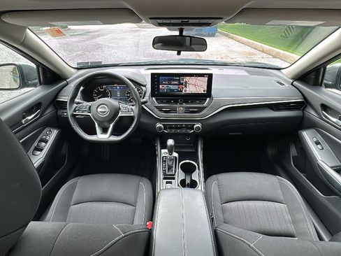 Certified 2024 Nissan Altima 2.5 SV w/ SV Premium Package AWD/4WD image 27