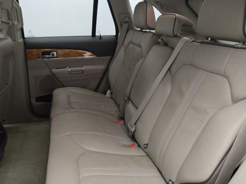 Used 2014 Lincoln MKX FWD w/ Equipment Group 101A image 18