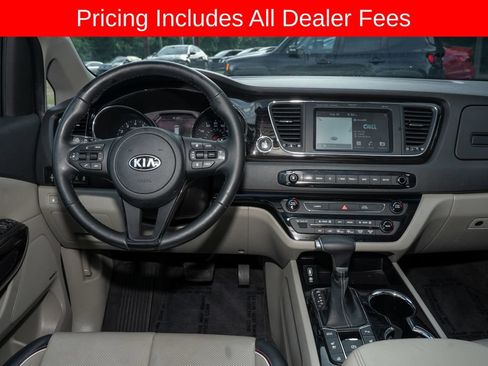Used 2021 Kia Sedona SX FWD image 7