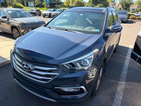 Used 2017 Hyundai Santa Fe Sport w/ 2.4L Tech Package 04 AWD/4WD image 2