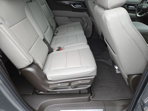 New 2026 GMC Yukon XL Elevation image 28