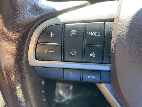 Used 2019 Lexus RX 350 FWD w/ Premium Package image 32