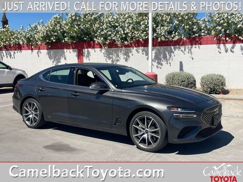 Used 2025 Genesis G70 2.5T image 1