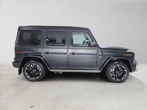 Used 2022 Mercedes-Benz G 63 AMG 4MATIC image 2