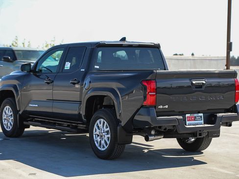 New 2026 Toyota Tacoma SR5 image 7