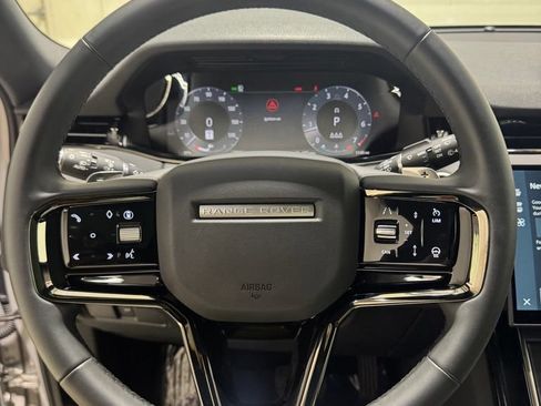 Used 2026 Land Rover Range Rover Evoque S AWD/4WD image 12