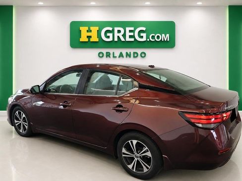 Used 2022 Nissan Sentra SV FWD image 2