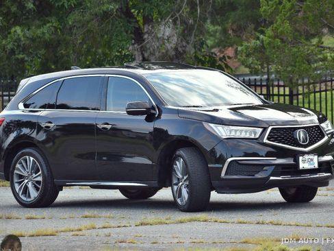 Used 2017 Acura MDX w/ Technology Package AWD/4WD image 4