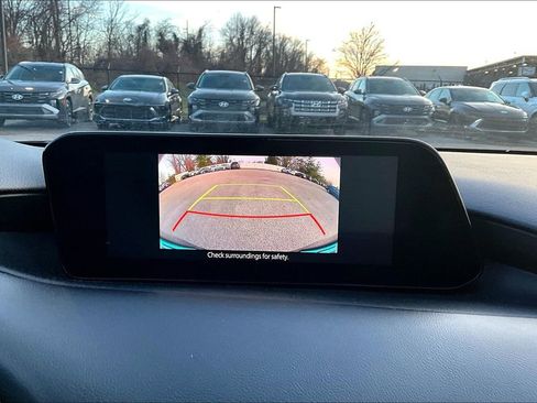 Used 2023 MAZDA MAZDA3 s image 21