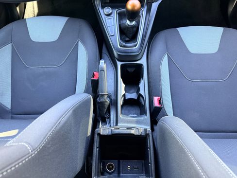 Used 2016 Ford Focus ST image 19