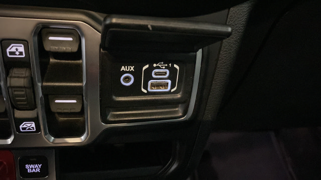 Used 2020 Jeep Wrangler Unlimited Rubicon AWD/4WD image 34