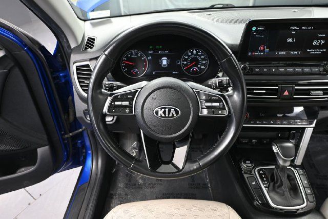 Used 2021 Kia Seltos SX w/ SX Sunroof Package AWD/4WD image 22