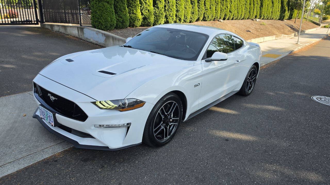 Used 2020 Ford Mustang GT Premium RWD image 1