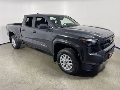 New 2025 Toyota Tacoma SR5