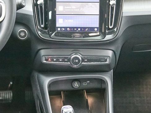 Certified 2023 Volvo XC40 B5 Plus w/ Driver Assist Package image 30