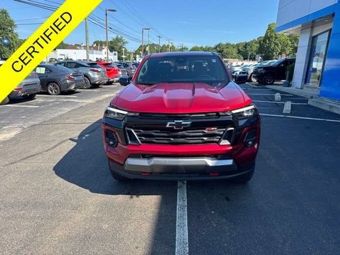 Used 2026 Chevrolet Colorado Z71 w/ Technology Package AWD/4WD image 3