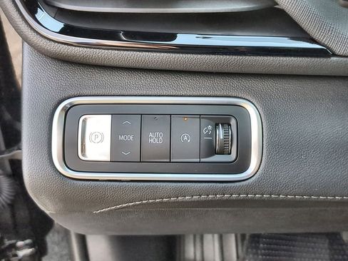 New 2025 Buick Enclave Preferred w/ Power Package image 18