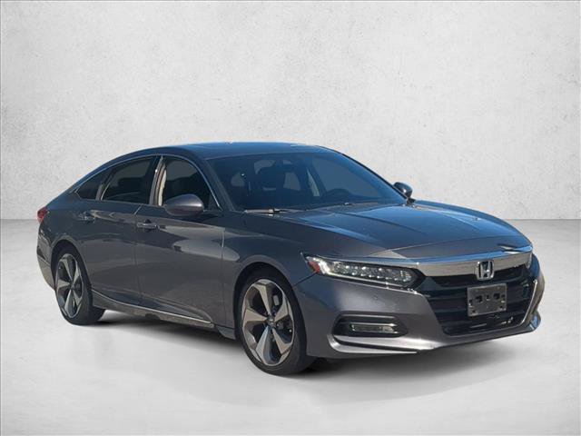 Used 2018 Honda Accord Touring image 3