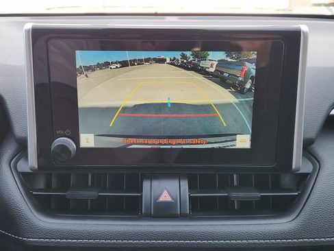 Certified 2025 Toyota RAV4 LE FWD image 17