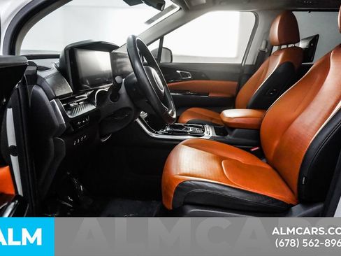 Used 2022 Kia Carnival SX Prestige FWD image 16