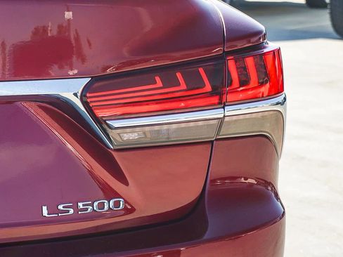 Used 2018 Lexus LS 500 image 10
