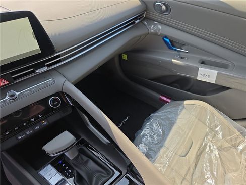 New 2026 Hyundai Elantra Sport image 24