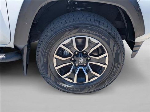 Certified 2021 Toyota Tacoma TRD Sport w/ Technology Package RWD image 22