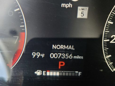 Certified 2025 Honda HR-V LX image 22