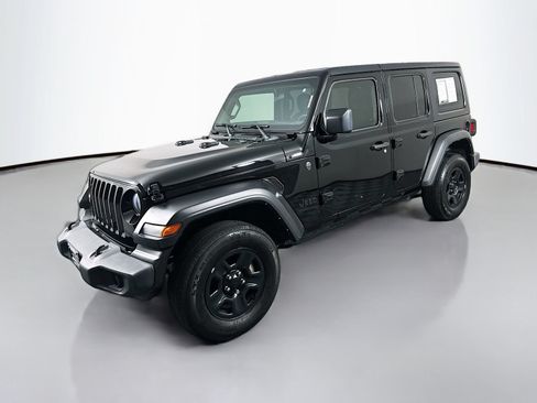 Used 2023 Jeep Wrangler Unlimited Sport AWD/4WD image 3