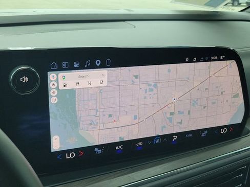 Certified 2025 Chevrolet Tahoe Z71 w/ Comfort Package image 23